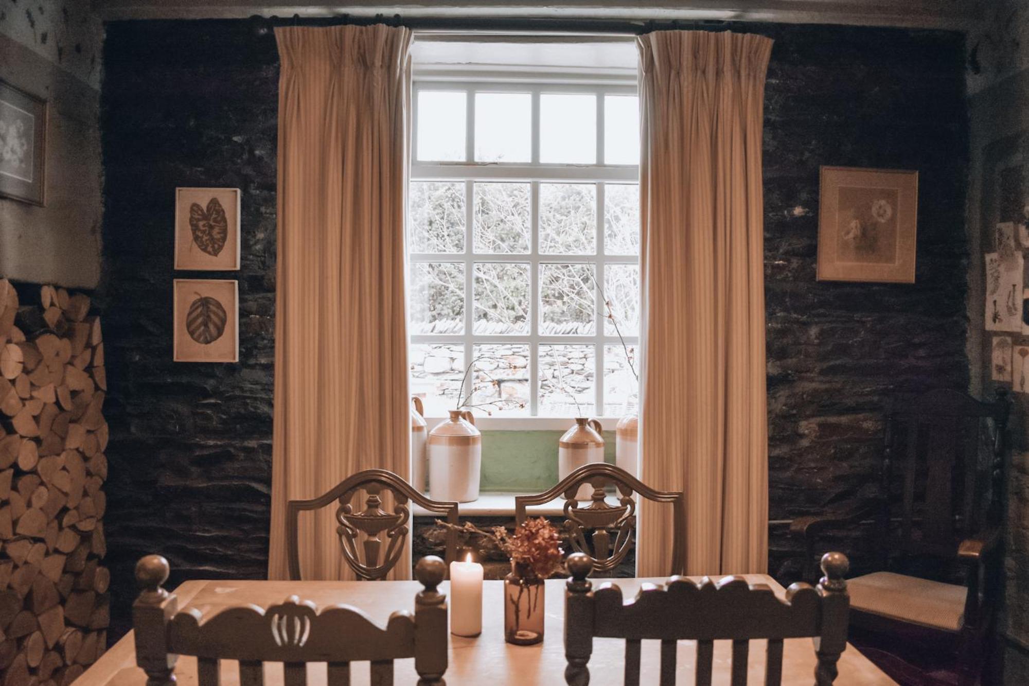 The Hare & Hounds Inn Bowland Bridge Dış mekan fotoğraf